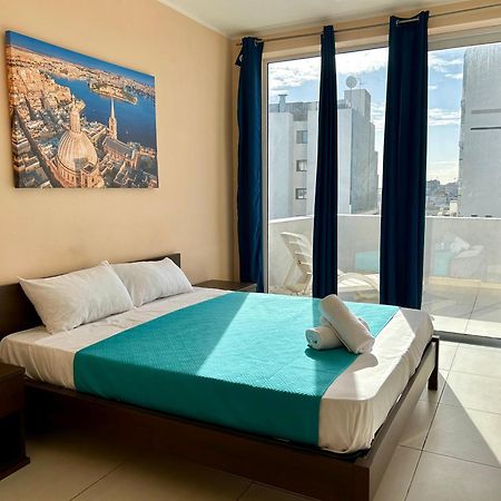 Malta Paradise Central Accomodation Otel Saint Julian's Dış mekan fotoğraf