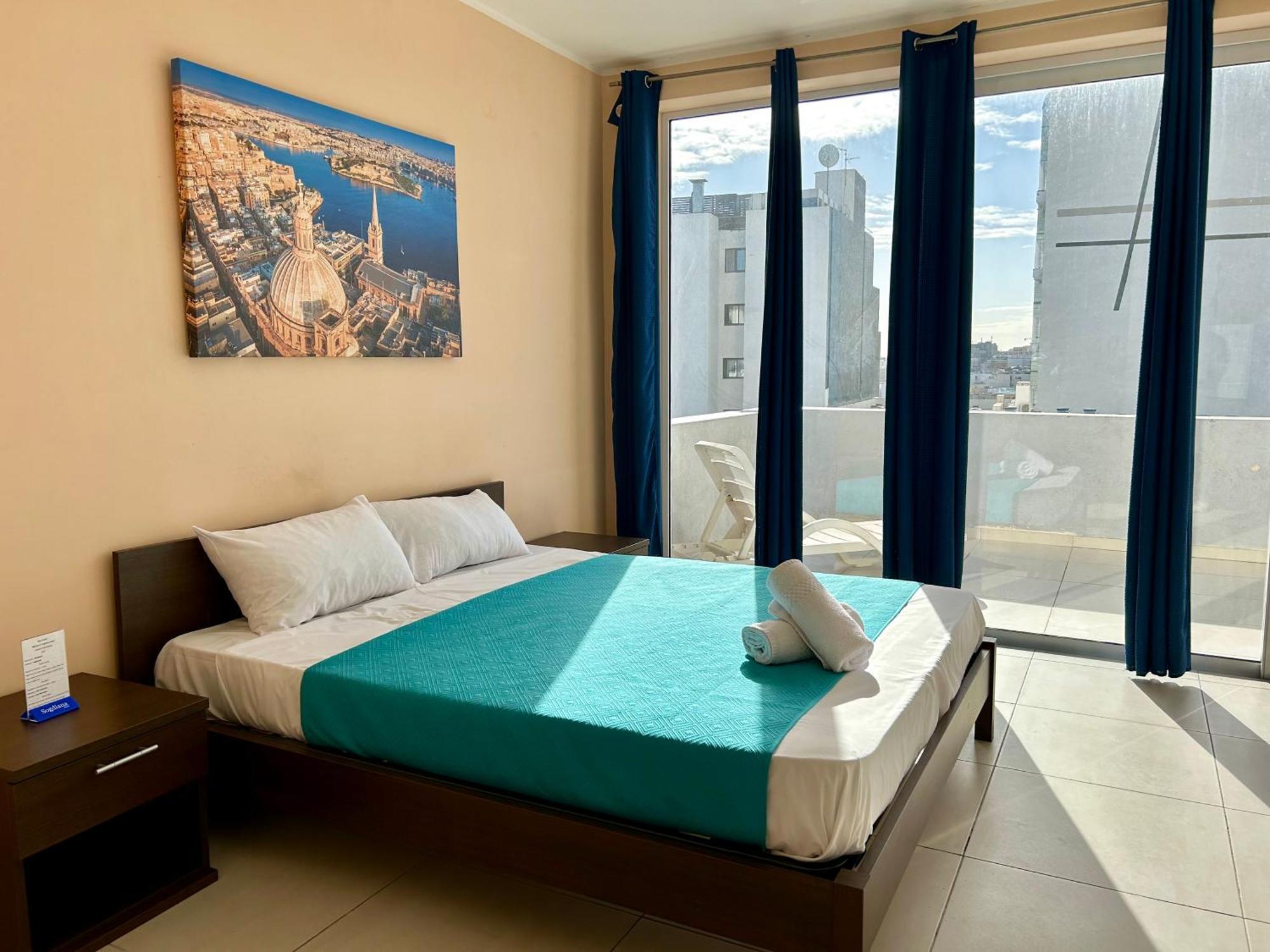 Malta Paradise Central Accomodation Otel Saint Julian's Dış mekan fotoğraf